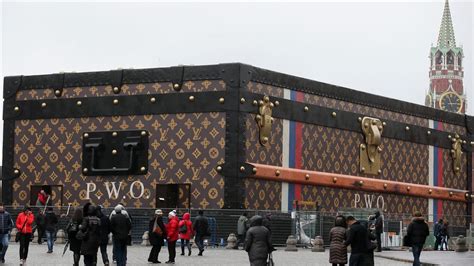 incident louis vuitton moscou|Louis Vuitton russia.